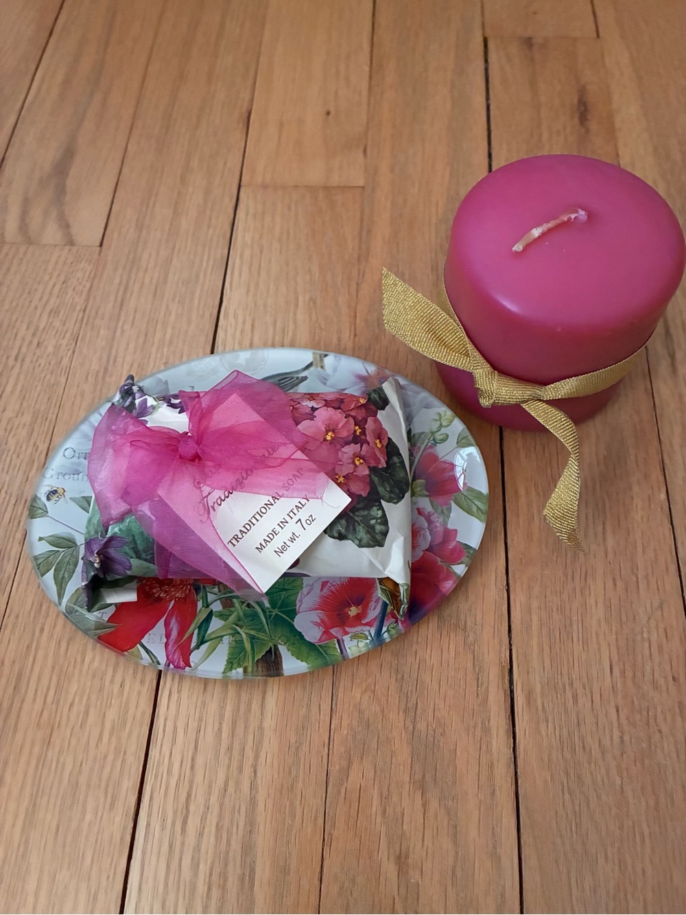 Violet Scented Soap Bar with Matching Soap Dish, Candle, Set, Italy